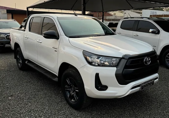 1 TOYOTA HILUX 2.7 SR 4x4 FLEX AT 2021